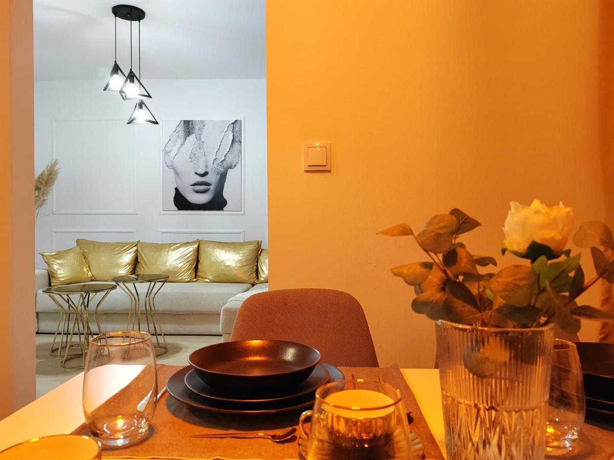 City Sqare Apartment Verde 斯科普里 外观 照片