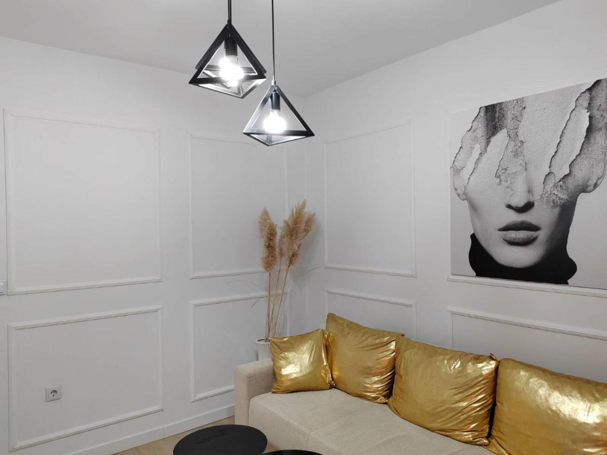 City Sqare Apartment Verde 斯科普里 外观 照片
